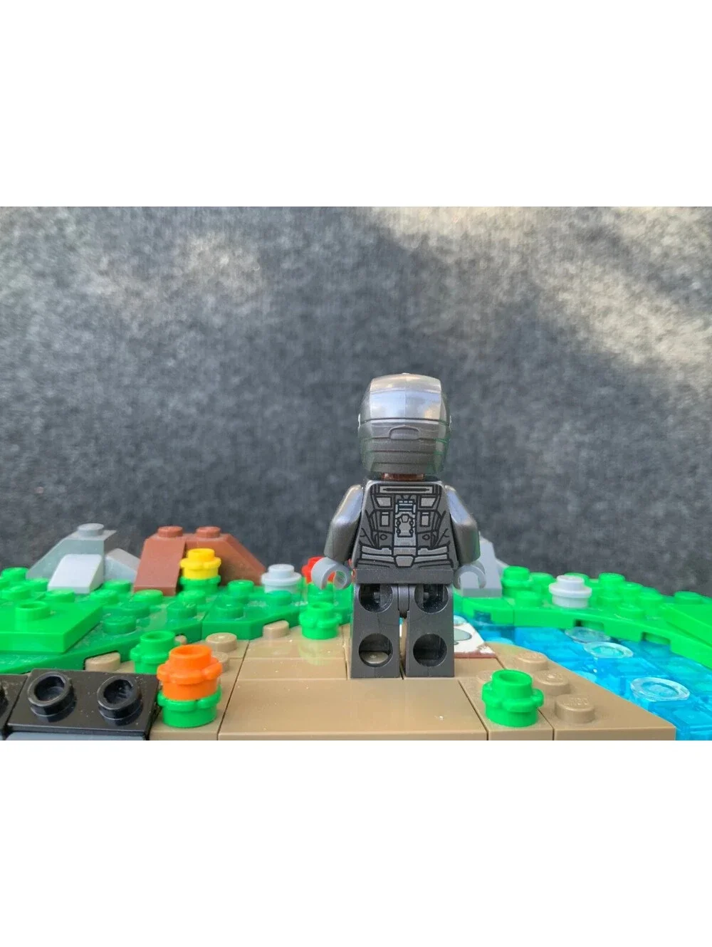 LEGO War Machine sh0819 Marvel Super Heroes Minifigure